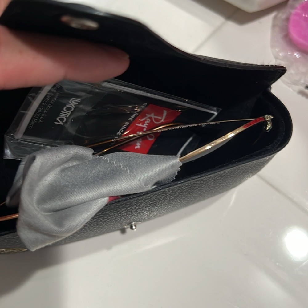 Authentic Aviator Gradient Ray Ban Sunglasses. Br… - image 8